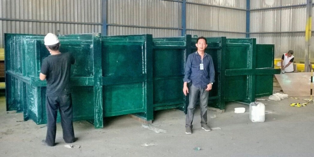 jasa-lining-fiberglass-tangki-tangerang