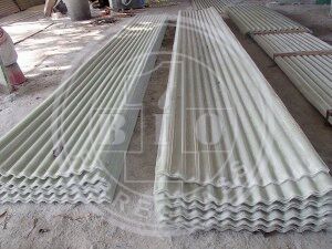 tampak-depan-atap-transparan-fiberglass-tangerang (2)