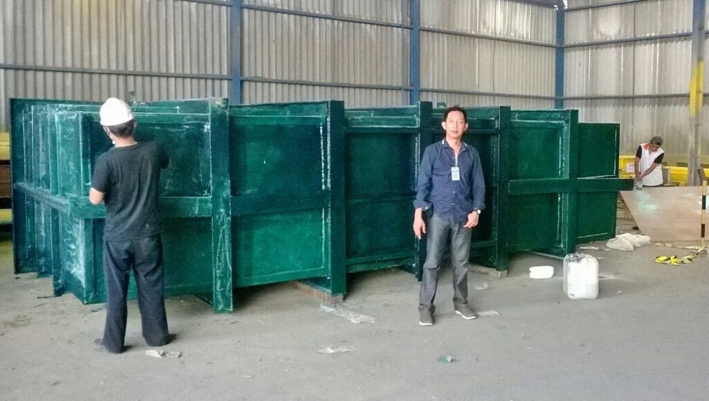 jasa-lining-fiberglass-tangki-tangerang